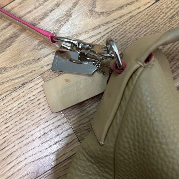 COACH HOBO BLEECKER BAG - Picture 7 of 12